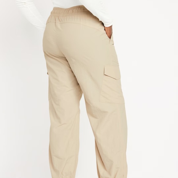 NWT OLD NAVY High-Waisted Ankle-Zip Cargo Joggers   Color: A Stone's Throw  MED - Picture 6 of 9